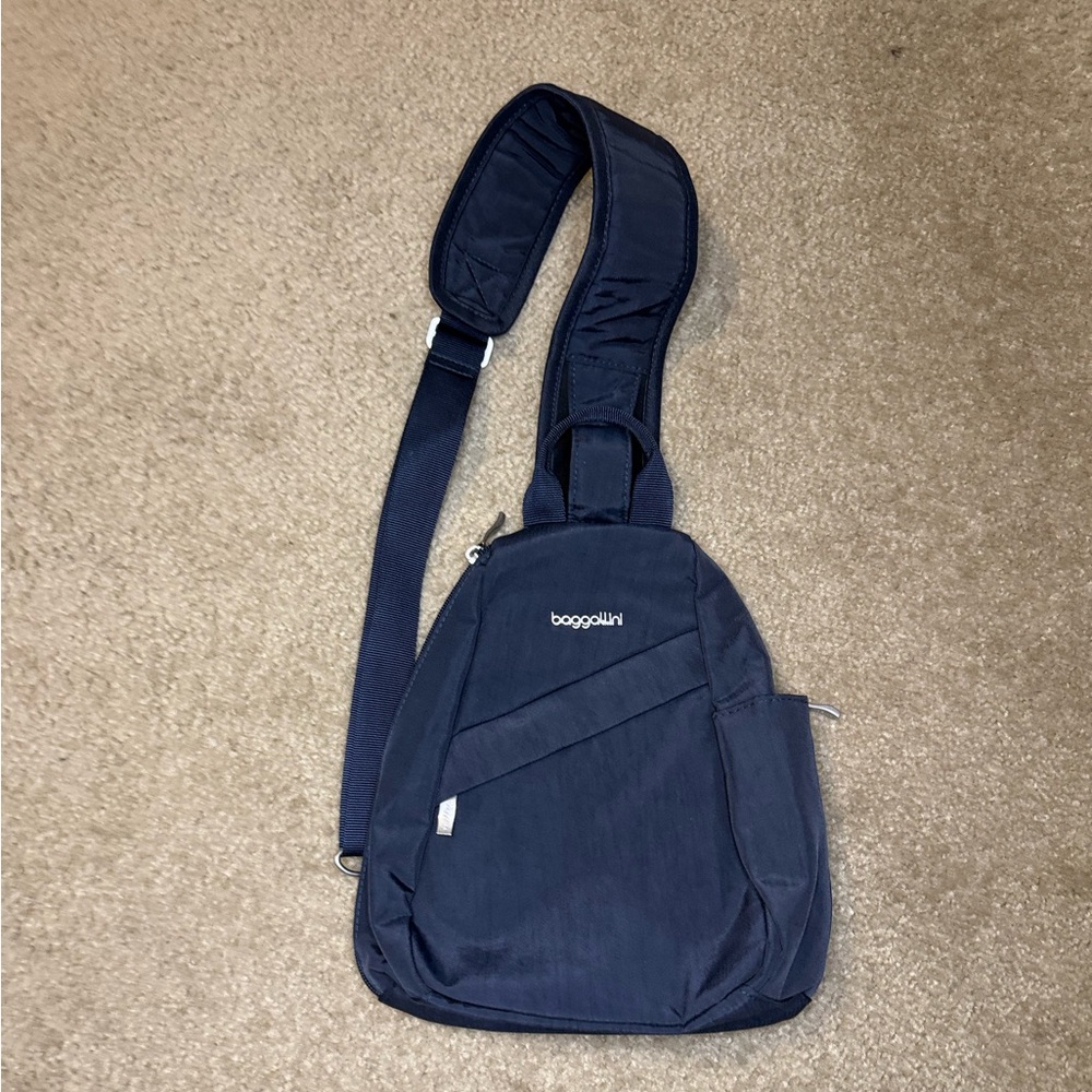 Baggallini Dark Blue Backpack - image 3